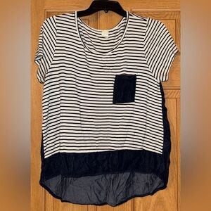 Striped Black and White Short Sleeve Tee